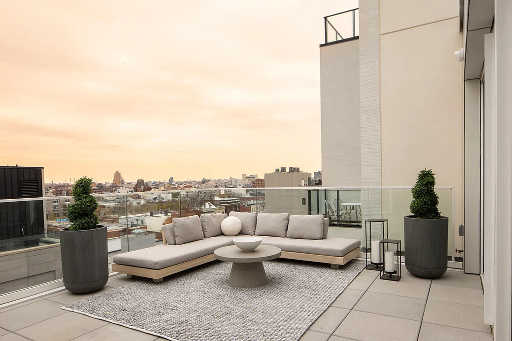 110 N 1st Street - Photo 2
