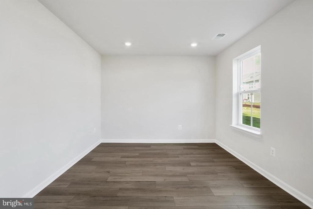 127 Kinkade Court - Photo 2