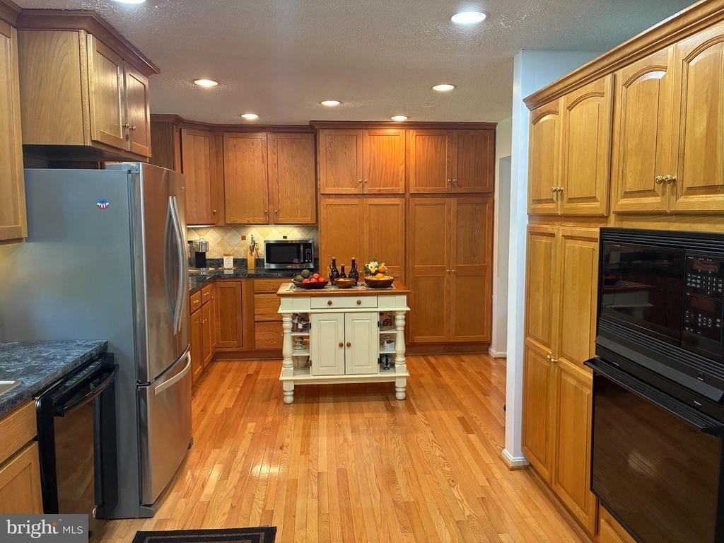 16063 Laconia Circle - Photo 17