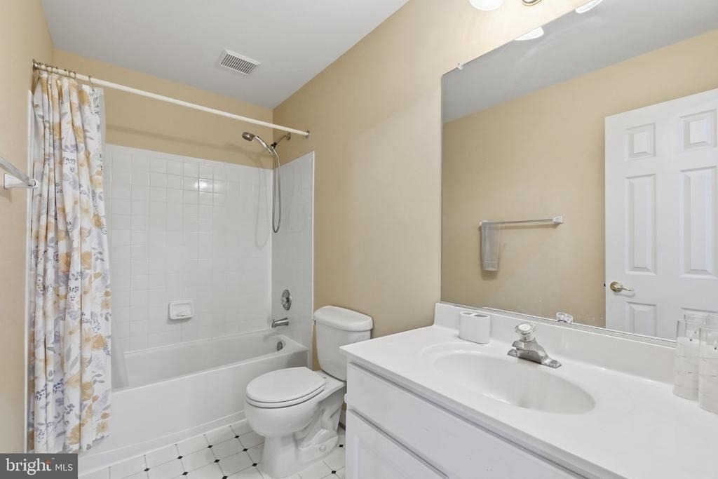 14216 Madrigal Drive - Photo 24