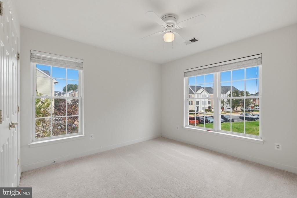 14216 Madrigal Drive - Photo 21