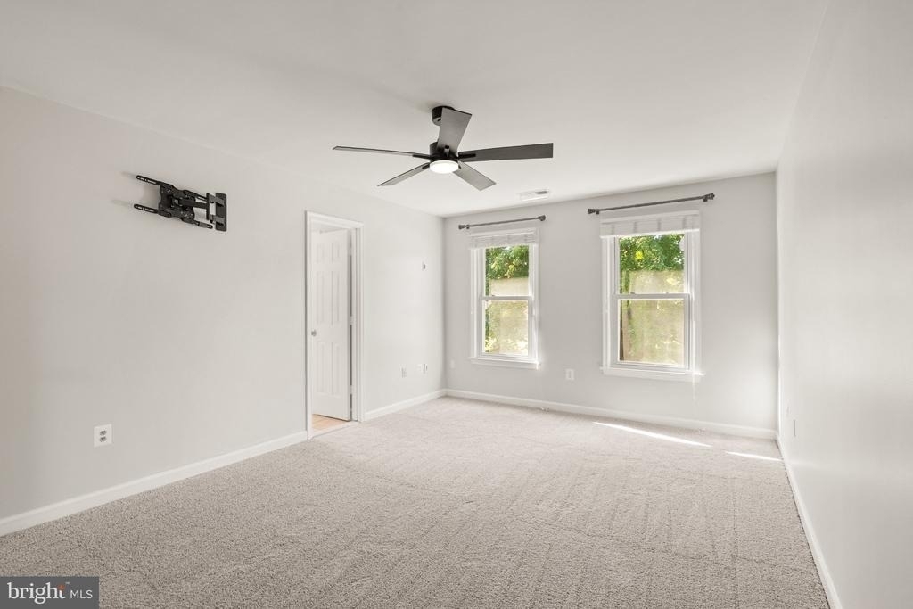 17583 Madison Avenue - Photo 23