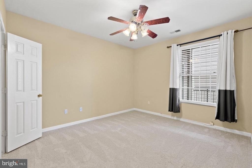 20447 Chesapeake Square - Photo 12