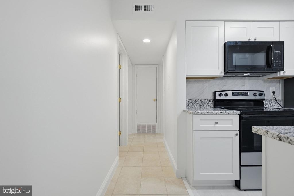 8505 Barrington Court - Photo 8