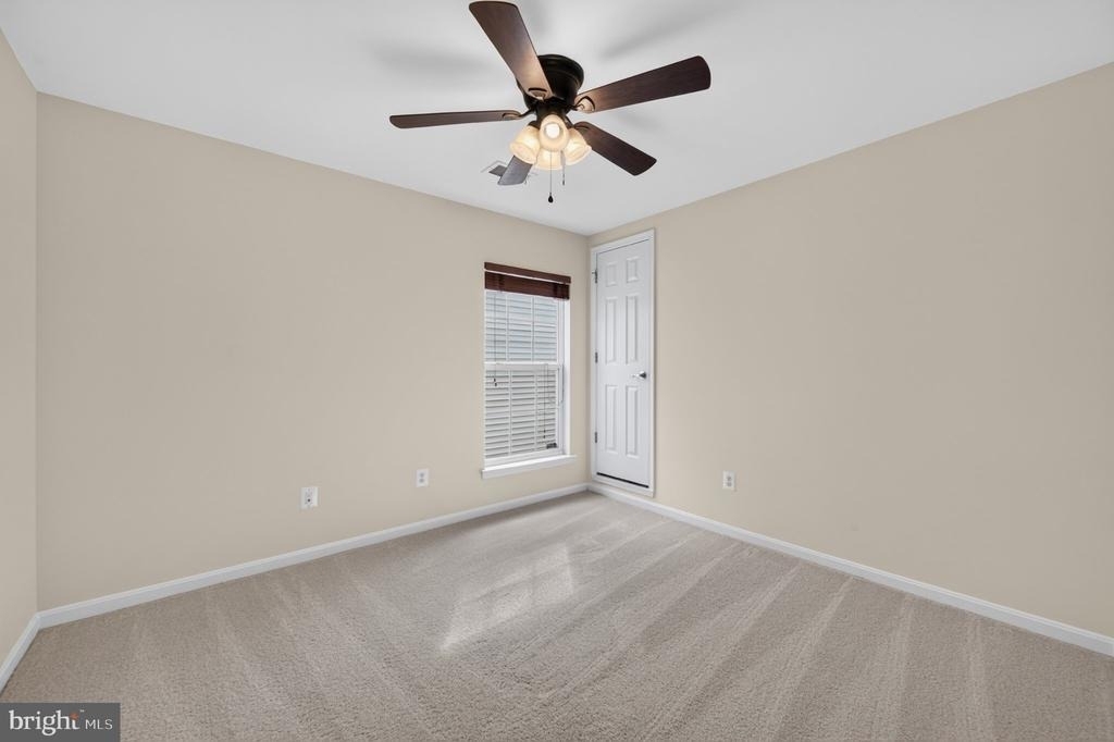 7055 Huntley Run Place - Photo 31