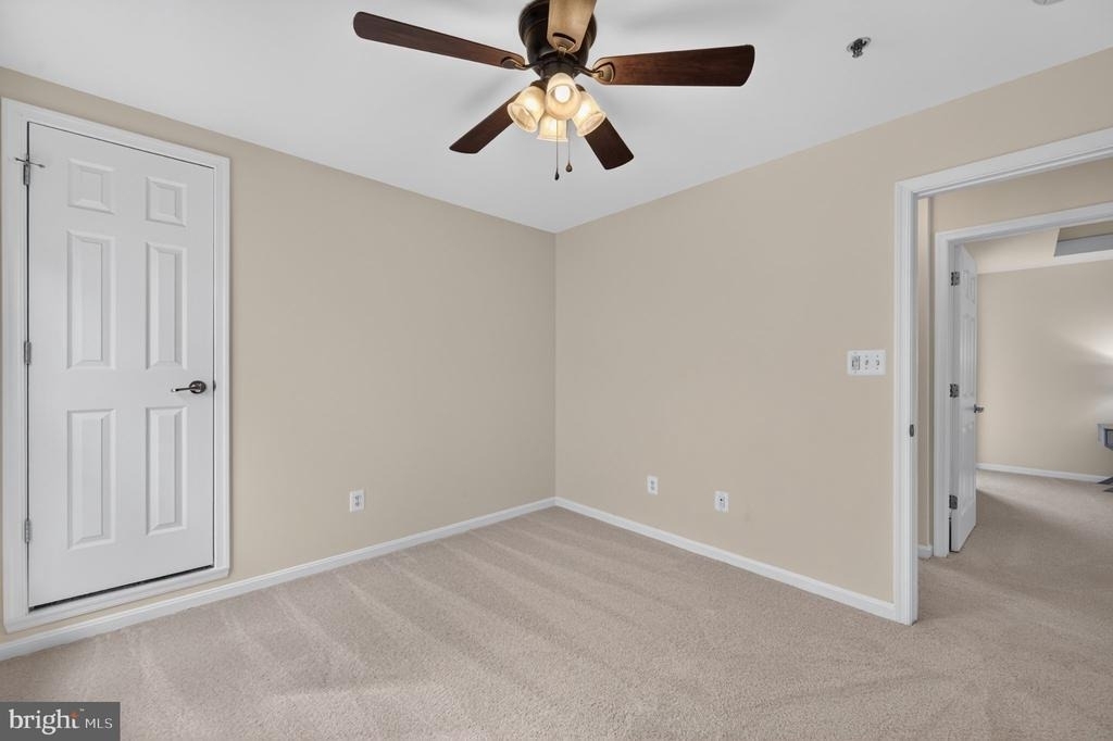 7055 Huntley Run Place - Photo 33