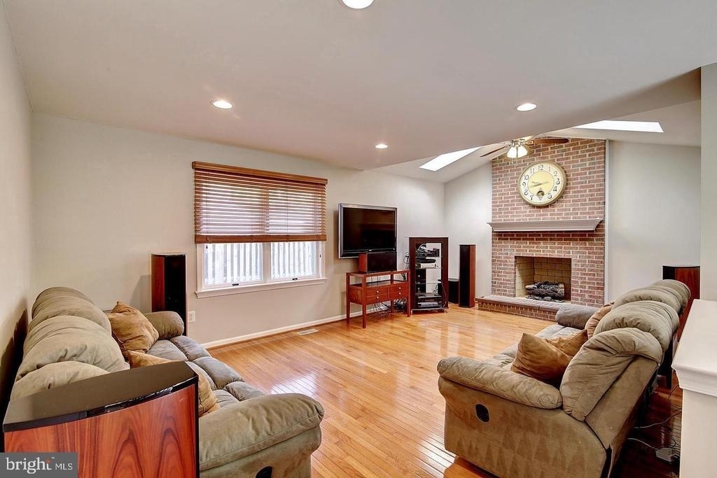 894 Broad Oaks Drive - Photo 5