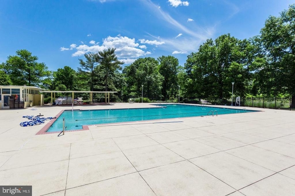 6631 Wakefield Drive - Photo 17