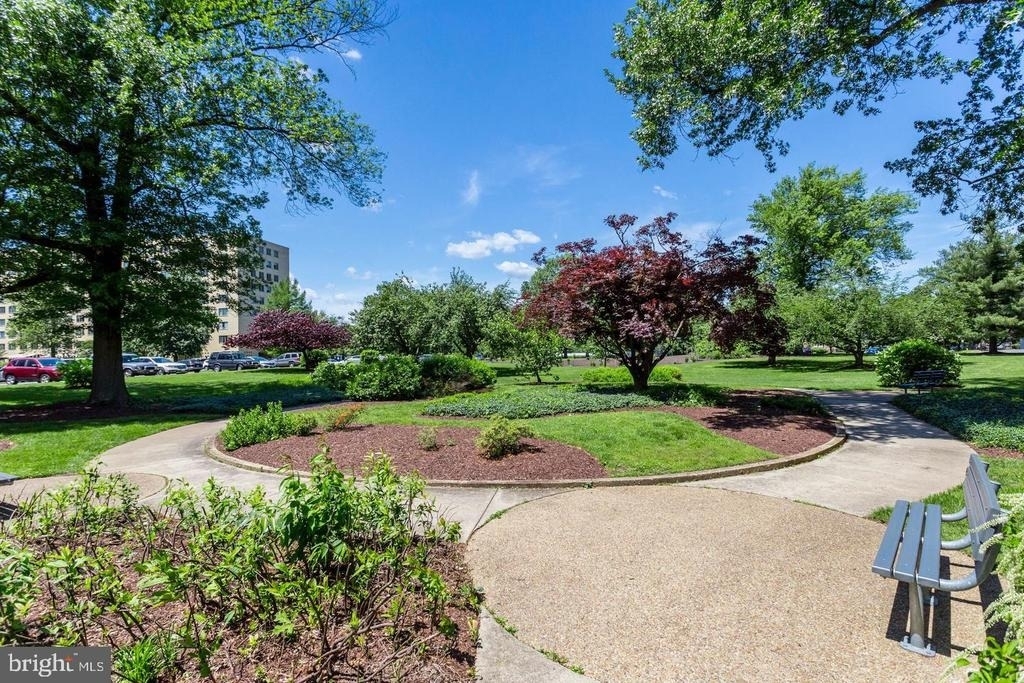 6631 Wakefield Drive - Photo 28