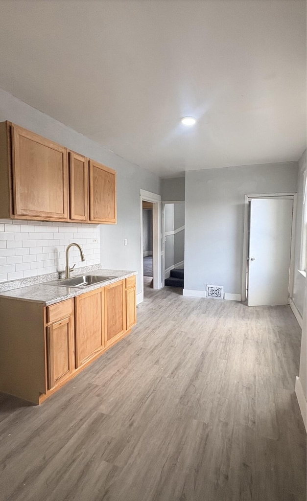 670 Pingree - Photo 10