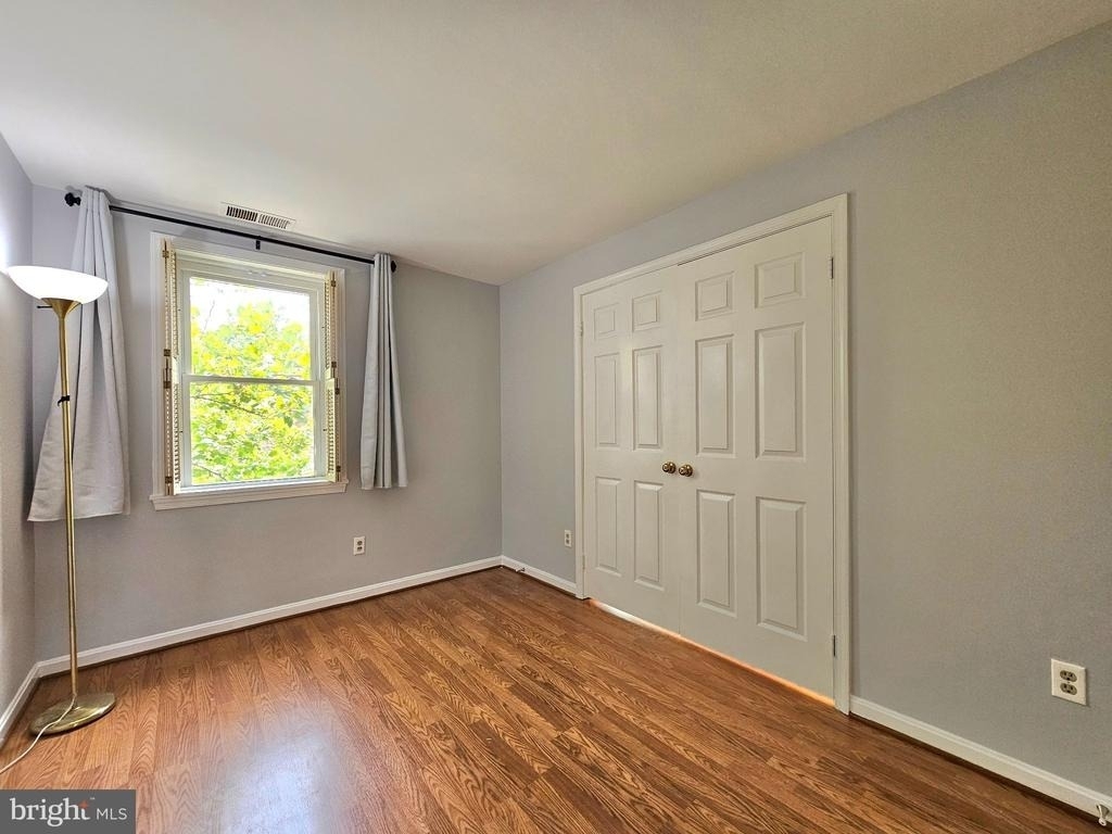 516 N West Street - Photo 16