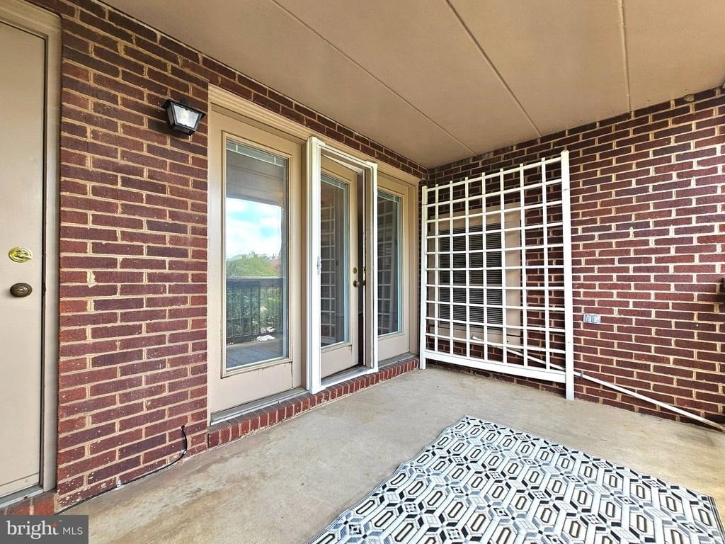 516 N West Street - Photo 7