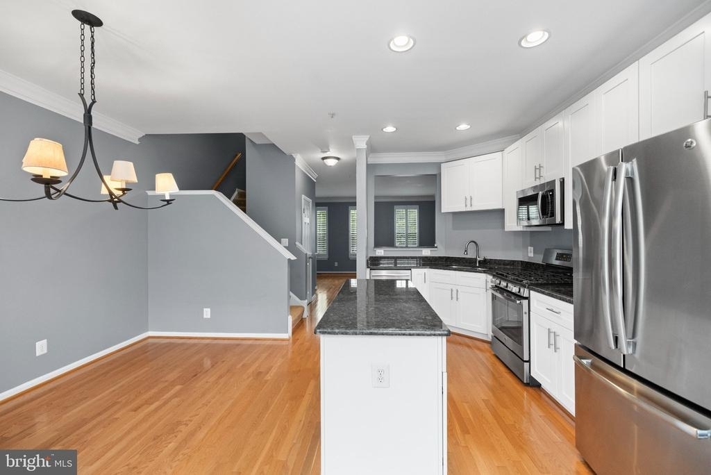 4929 Kilburn Street - Photo 21