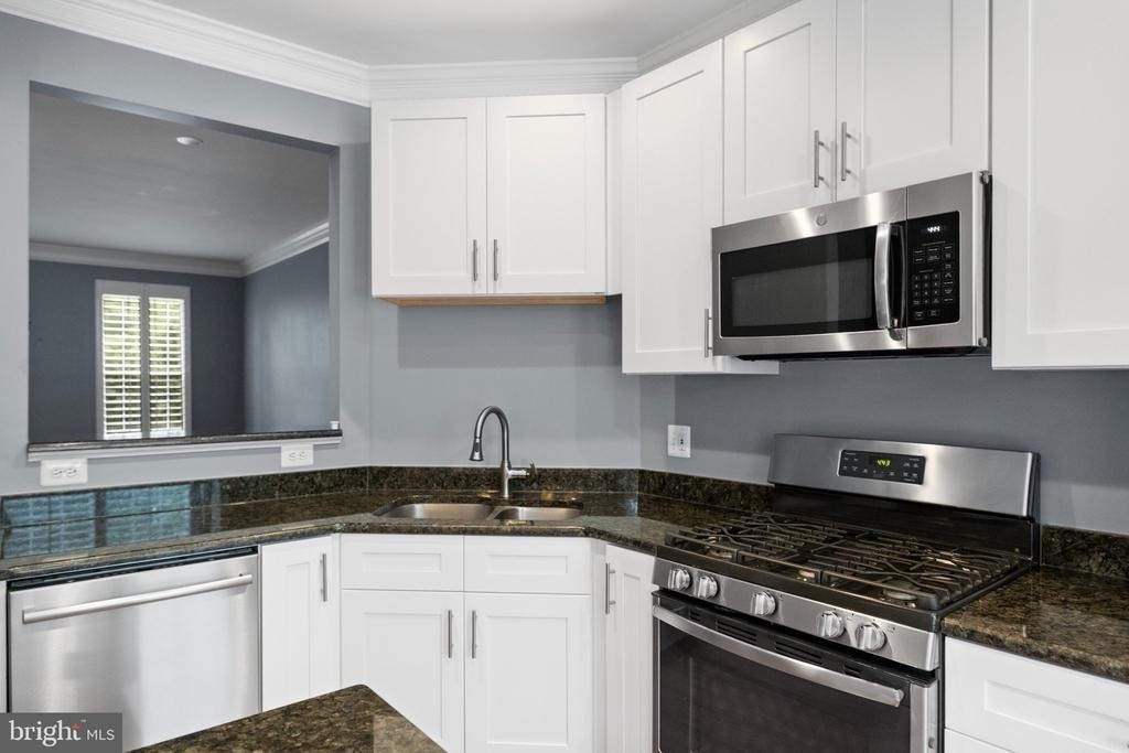 4929 Kilburn Street - Photo 26