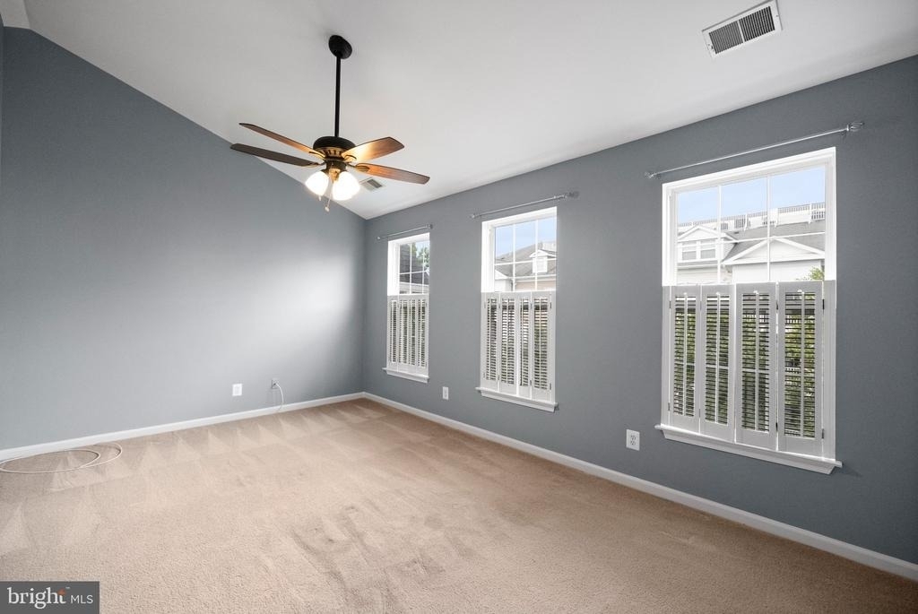 4929 Kilburn Street - Photo 47
