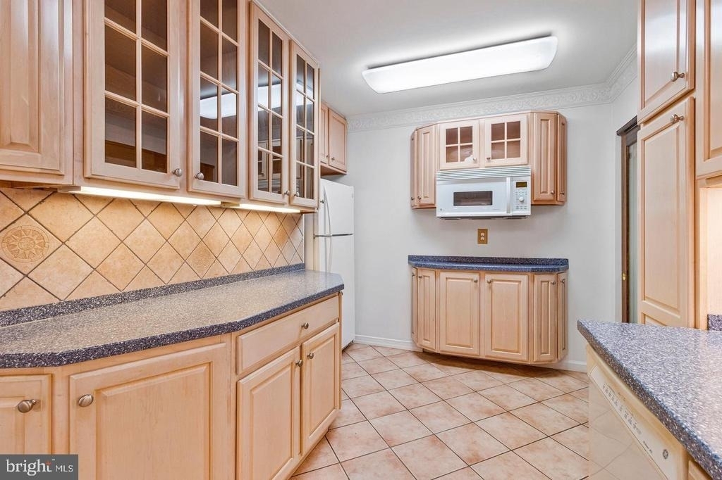 6101 Edsall Road - Photo 14