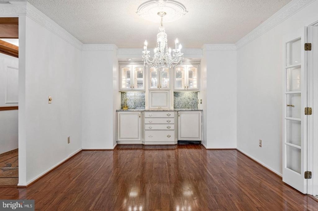 6101 Edsall Road - Photo 11