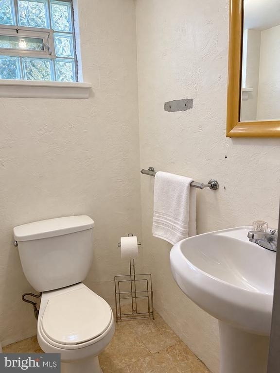 1003 E Sedgwick Street - Photo 13