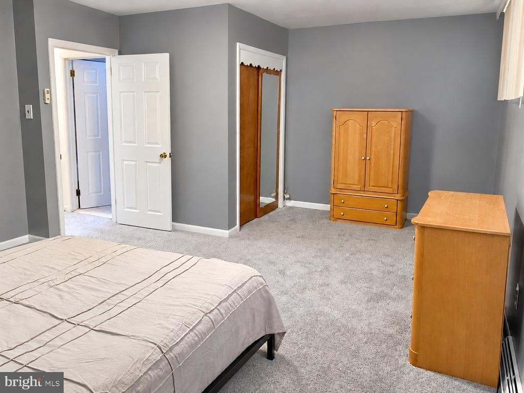 1003 E Sedgwick Street - Photo 10