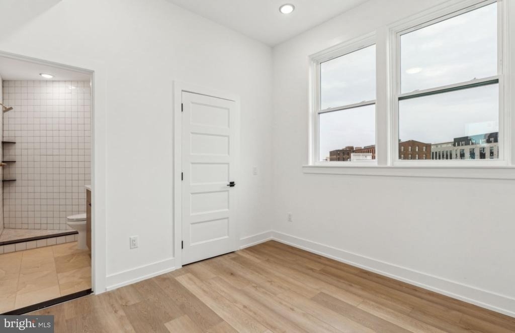 136 E Cumberland Street - Photo 2