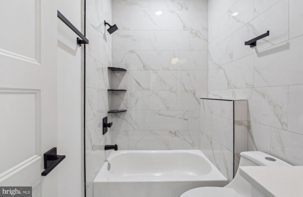 136 E Cumberland Street - Photo 15
