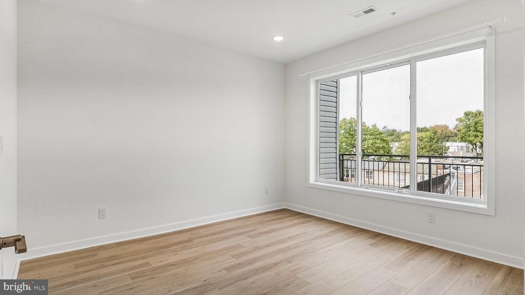 921 E Chelten Avenue - Photo 1