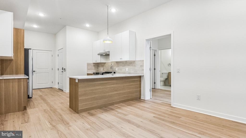 921 Chelten Avenue - Photo 16