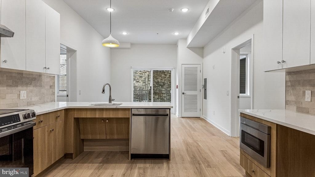 921 Chelten Avenue - Photo 7