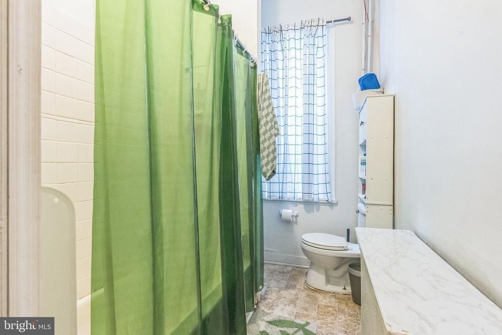 2316 Spruce Street - Photo 9