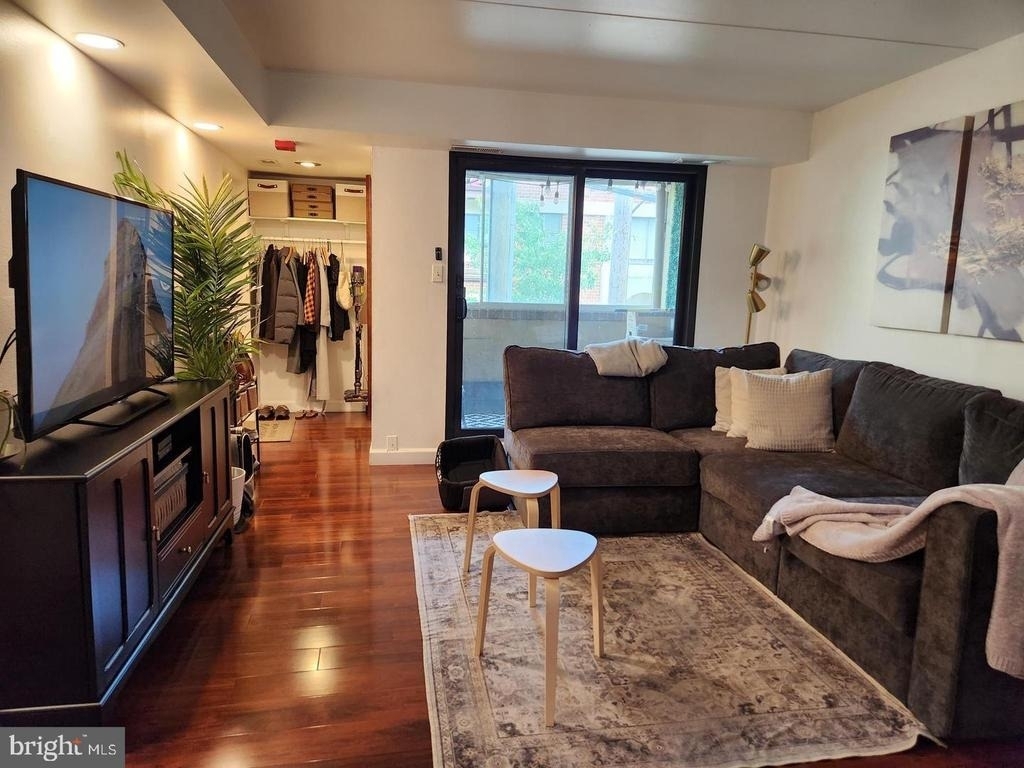 514 S 12th Street - Photo 5