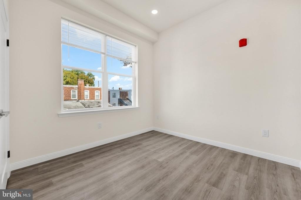 7513 Dicks Avenue - Photo 9