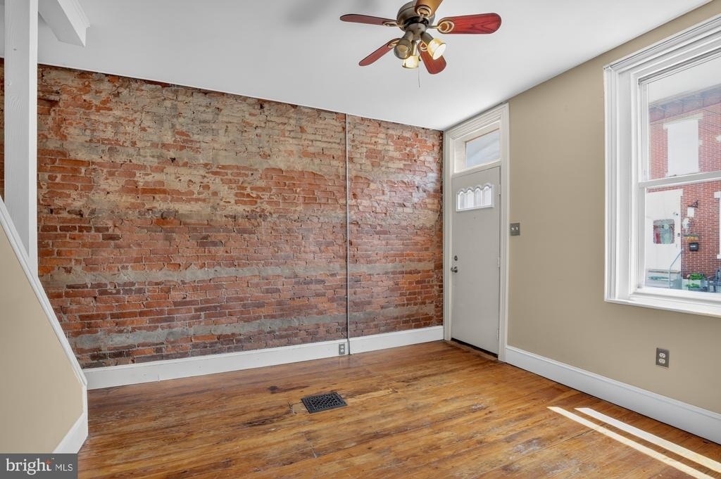 2228 Taggert Street - Photo 1