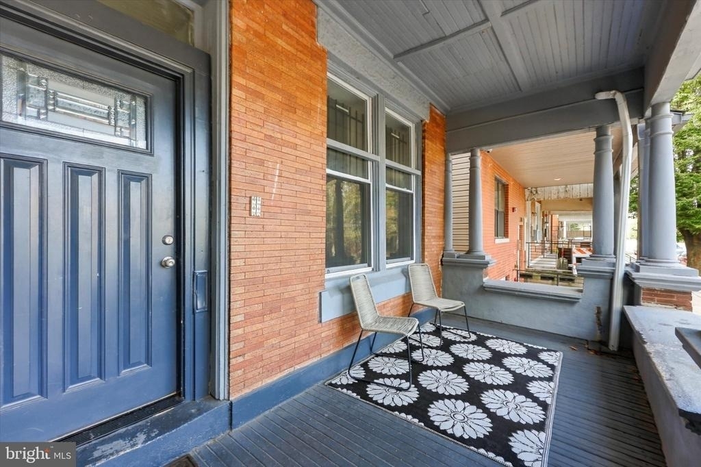3214 W Diamond Street - Photo 1