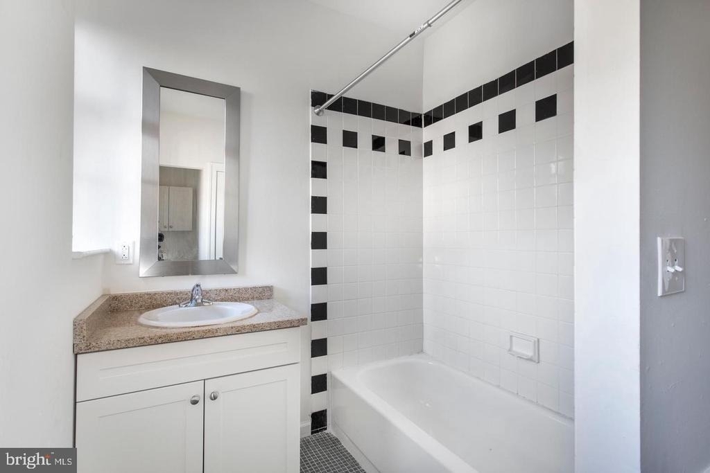532 Spruce Street - Photo 12