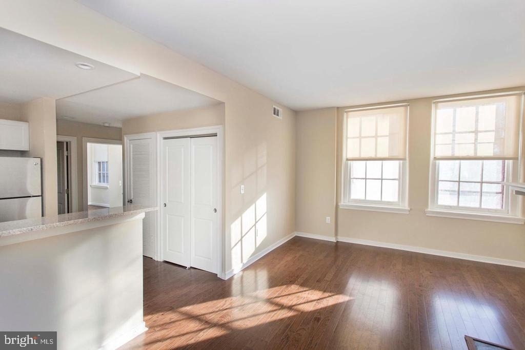 532 Spruce Street - Photo 6
