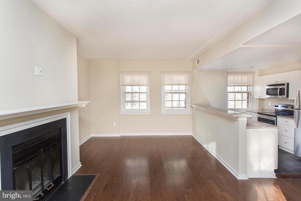 532 Spruce Street - Photo 1