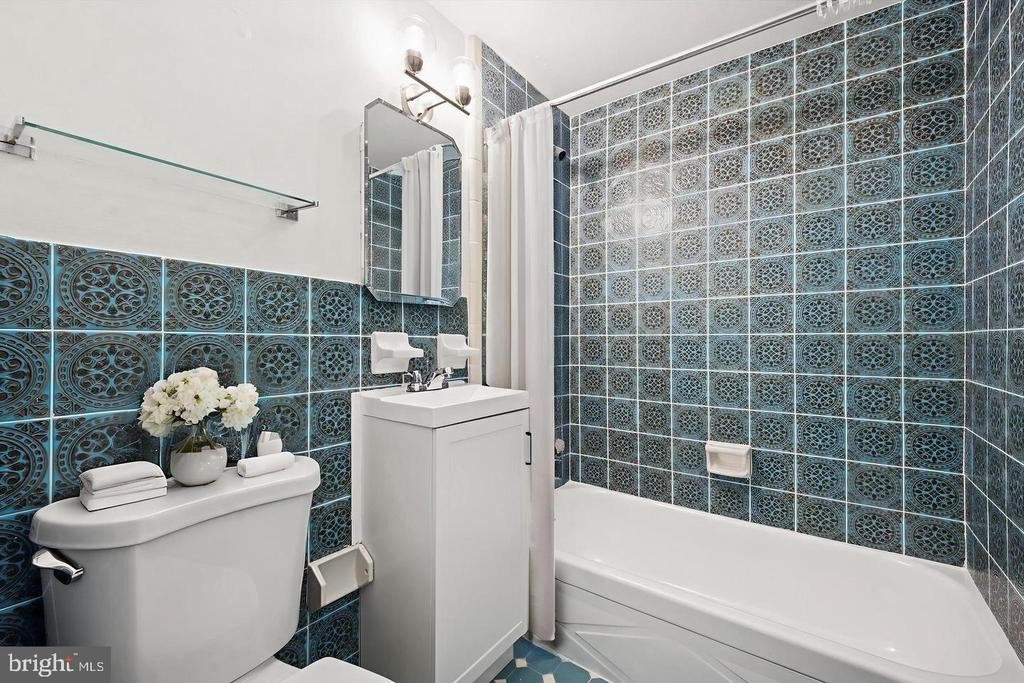 409 Naomi Street - Photo 12