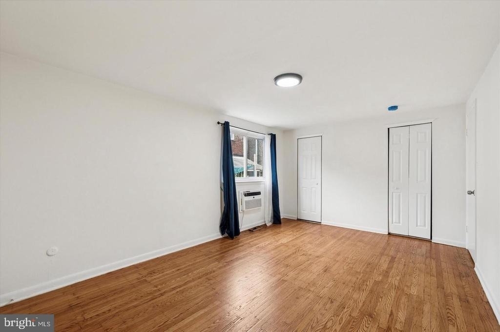 409 Naomi Street - Photo 11