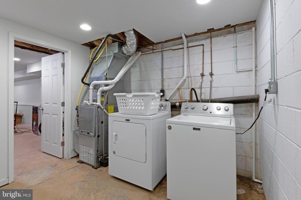 112 E Allen Street - Photo 21