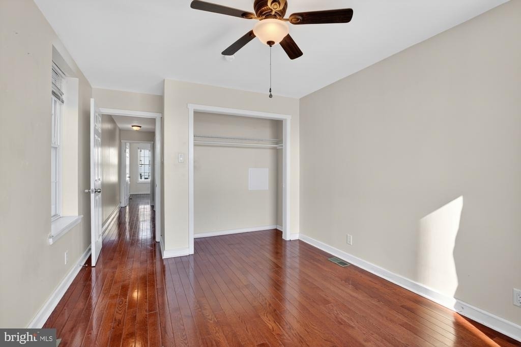 112 E Allen Street - Photo 16