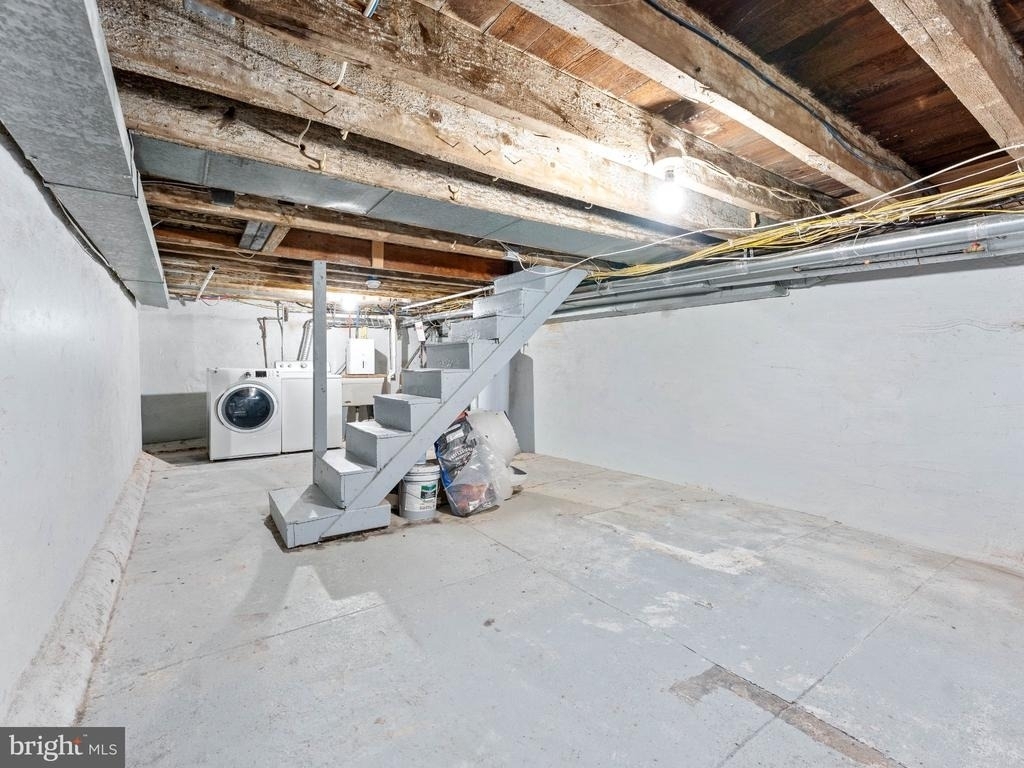 2139 Saint Albans Street - Photo 15