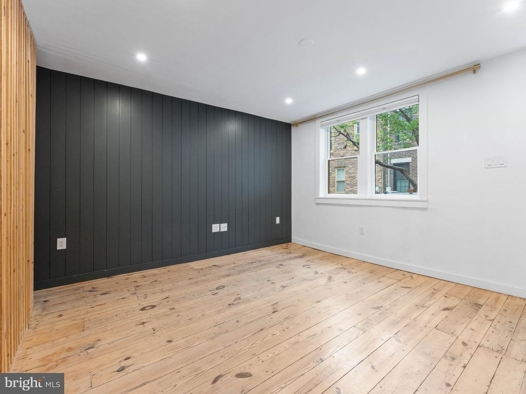 2139 Saint Albans Street - Photo 3