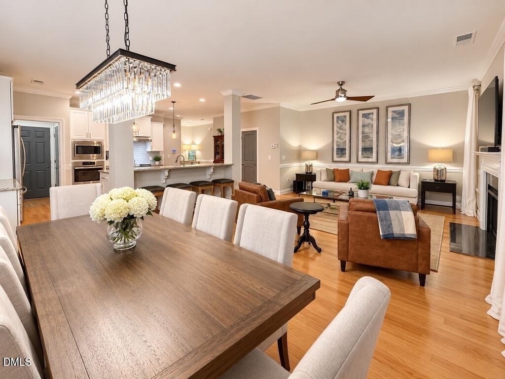 1046 Monmouth Loop - Photo 2