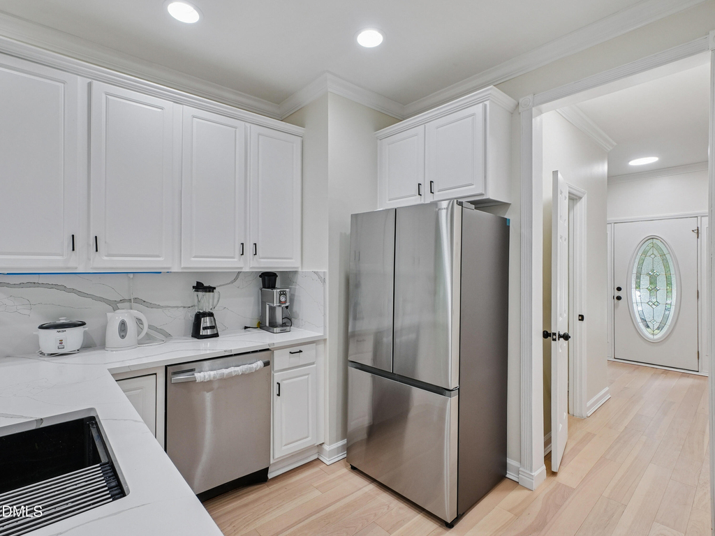 8424 Eagle View Drive - Photo 17