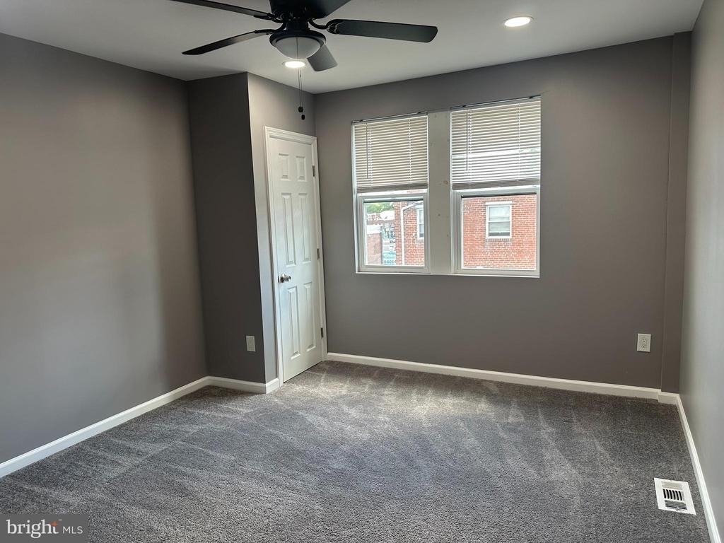 1438 Knorr Street - Photo 11
