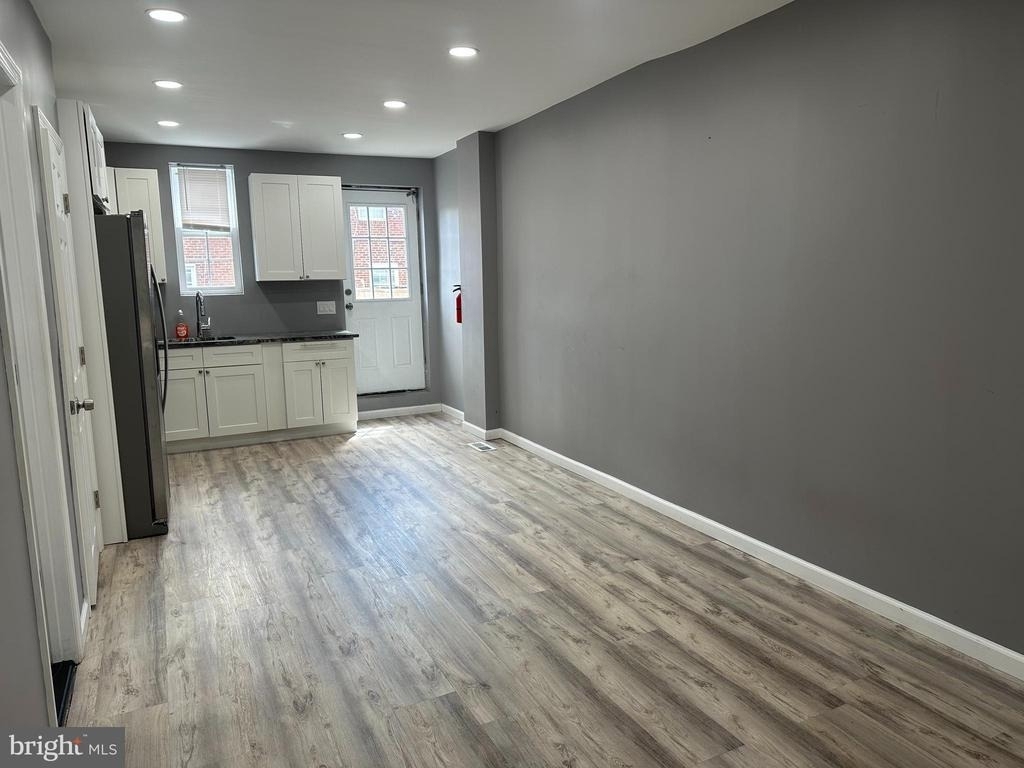 1438 Knorr Street - Photo 5