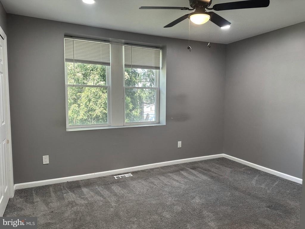 1438 Knorr Street - Photo 8