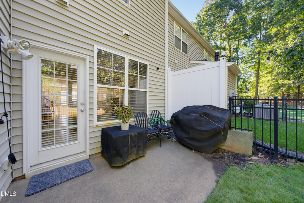 8725 Camden Park Drive - Photo 22