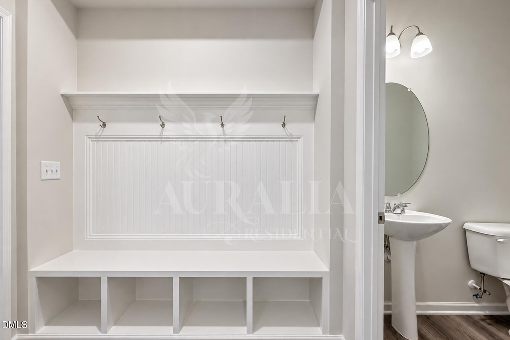 160 Royal Star Way - Photo 15