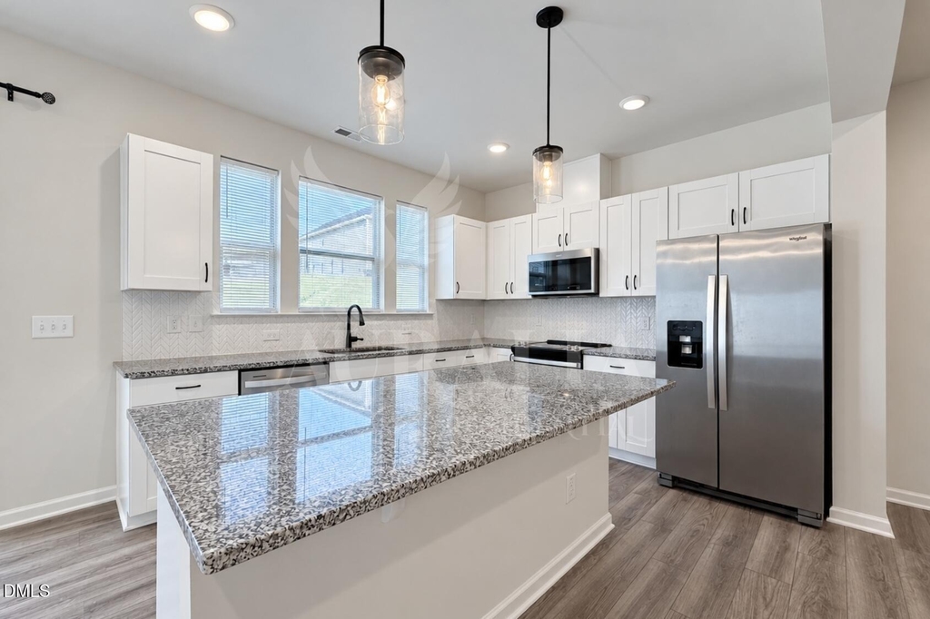 160 Royal Star Way - Photo 37